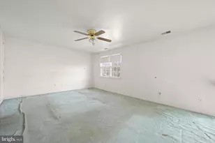 20130 Waringwood Way, Gaithersburg, MD 20886 - Photo 25