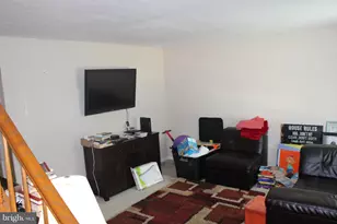 15753 Ambiance Dr, North Potomac, MD 20878 - Photo 9