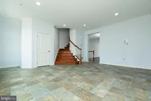 336 Grand St, Gaithersburg, MD 20878 - Photo 21