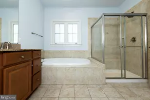 336 Grand St, Gaithersburg, MD 20878 - Photo 37