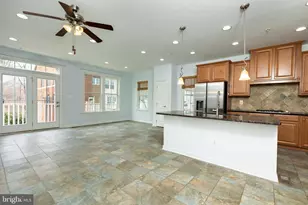 336 Grand St, Gaithersburg, MD 20878 - Photo 17