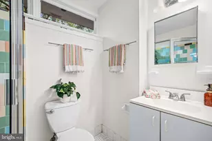 9115 Levelle Dr, Chevy Chase, MD 20815 - Photo 35