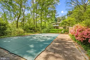 9115 Levelle Dr, Chevy Chase, MD 20815 - Photo 37