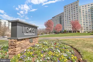 10401 Grosvenor Pl, Rockville, MD 20852 - Photo 43