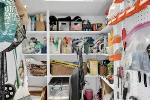 10401 Grosvenor Pl, Rockville, MD 20852 - Photo 25