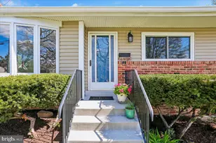 4423 Renn St, Rockville, MD 20853 - Photo 3