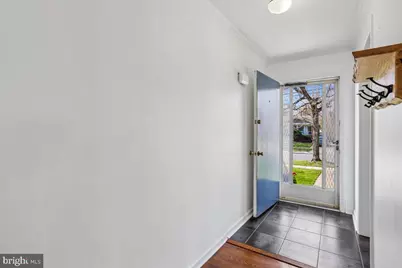 4423 Renn Street, Rockville, MD 20853 - Photo 5