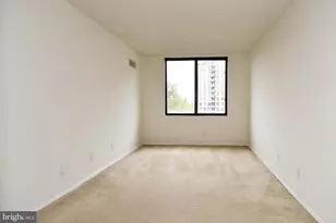 5225 Pooks Hill Rd, Bethesda, MD 20814 - Photo 5