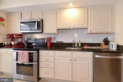 5449 Grove Ridge #116, North Bethesda, MD 20852 - Photo 7