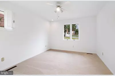 6204 Clearwood Road, Bethesda, MD 20817 - Photo 33