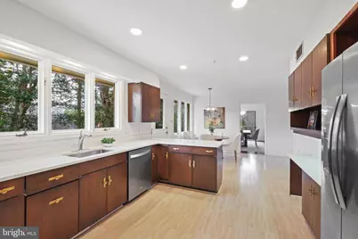 6204 Clearwood Road, Bethesda, MD 20817 - Photo 21