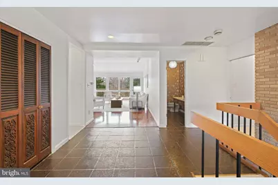 6204 Clearwood Road, Bethesda, MD 20817 - Photo 7