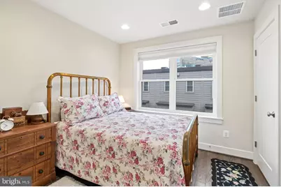 6738 Eames Way, Bethesda, MD 20817 - Photo 17