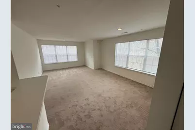18520 Boysenberry Drive #230, Gaithersburg, MD 20879 - Photo 3