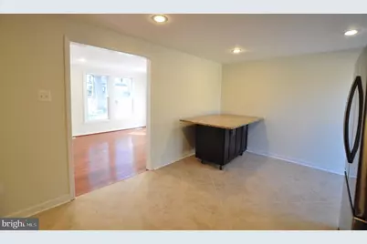 7421 Brenish Drive, Gaithersburg, MD 20879 - Photo 11