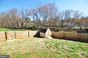 7421 Brenish Dr, Gaithersburg, MD 20879 - Photo 57