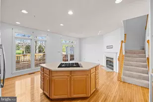 10551 Tuckerman Heights Cir, North Bethesda, MD 20852 - Photo 17