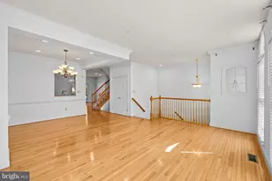 10551 Tuckerman Heights Cir, North Bethesda, MD 20852 - Photo 9