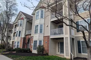 18715 Sparkling Water Dr, Germantown, MD 20874 - Photo 3