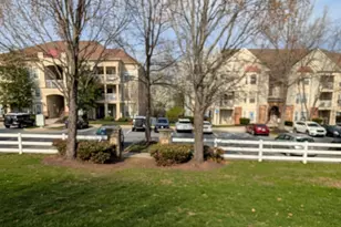 18715 Sparkling Water Dr, Germantown, MD 20874 - Photo 9