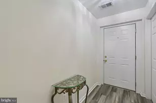18715 Sparkling Water Dr, Germantown, MD 20874 - Photo 19