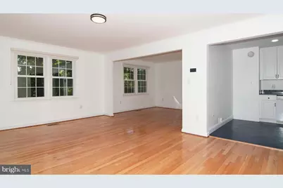 11400 Dorchester Lane, Rockville, MD 20852 - Photo 7