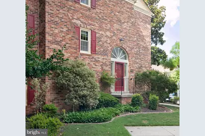 11400 Dorchester Lane, Rockville, MD 20852 - Photo 3