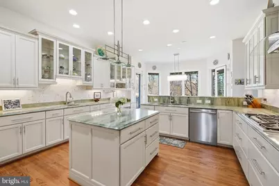 10708 Lockland Road, Potomac, MD 20854 - Photo 11