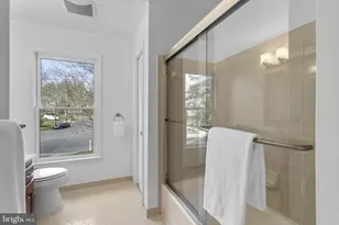 7 Cliffe Hill Ct, Potomac, MD 20854 - Photo 37