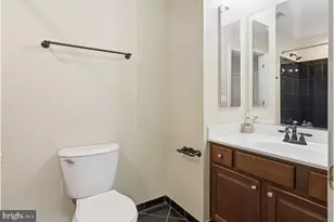 7023 Cypress Hill Dr, Gaithersburg, MD 20879 - Photo 49