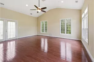 7023 Cypress Hill Dr, Gaithersburg, MD 20879 - Photo 17