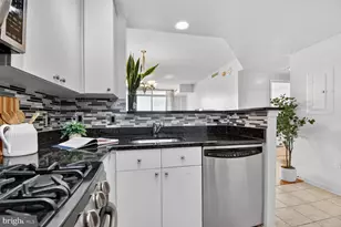 930 Wayne Ave, Silver Spring, MD 20910 - Photo 23