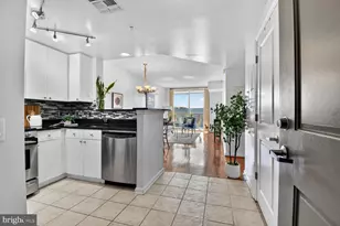 930 Wayne Ave, Silver Spring, MD 20910 - Photo 5