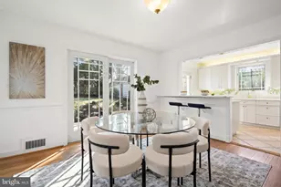 4838 Langdrum Ln, Chevy Chase, MD 20815 - Photo 7