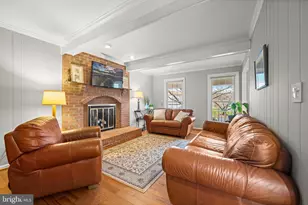 17100 Flatwood Dr, Rockville, MD 20855 - Photo 15