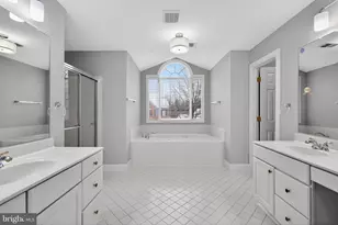 14019 Weeping Cherry Dr, Rockville, MD 20850 - Photo 19