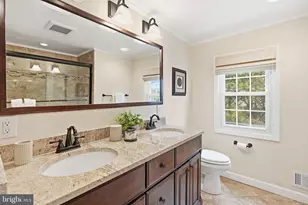 1 Paddock Ct, Potomac, MD 20854 - Photo 25