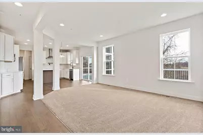 20821 Brooke Knolls Road, Gaithersburg, MD 20882 - Photo 9