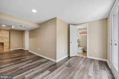 11310 Ashley Drive, North Bethesda, MD 20852 - Photo 39