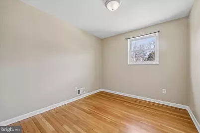 11310 Ashley Drive, North Bethesda, MD 20852 - Photo 31