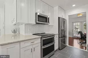 8505 Calypso Ln, Gaithersburg, MD 20879 - Photo 9