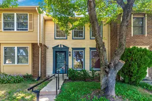 12461 Quail Woods Dr, Germantown, MD 20874 - Photo 1