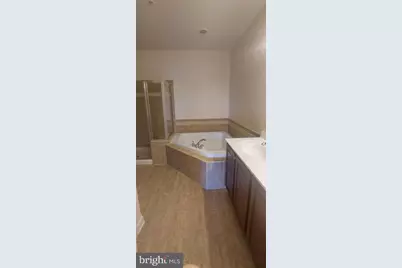 575 Odendhal Avenue #575, Gaithersburg, MD 20877 - Photo 17