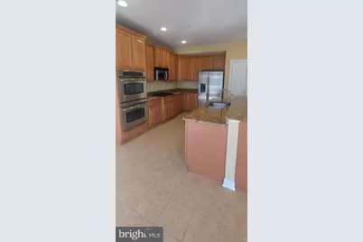 575 Odendhal Avenue #575, Gaithersburg, MD 20877 - Photo 5