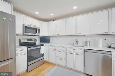 7420 Westlake Terrace #803, Bethesda, MD 20817 - Photo 9