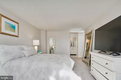 7420 Westlake Terrace #803, Bethesda, MD 20817 - Photo 13