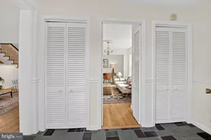 7905 Sleaford Pl, Bethesda, MD 20814 - Photo 35