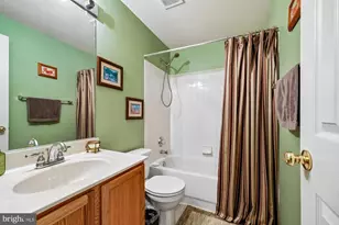 217 Church Gate Ln, Gaithersburg, MD 20878 - Photo 37