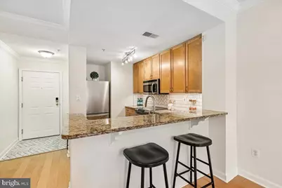 801 Pleasant Drive #80111, Rockville, MD 20850 - Photo 5