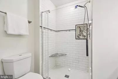 801 Pleasant Drive #80111, Rockville, MD 20850 - Photo 17